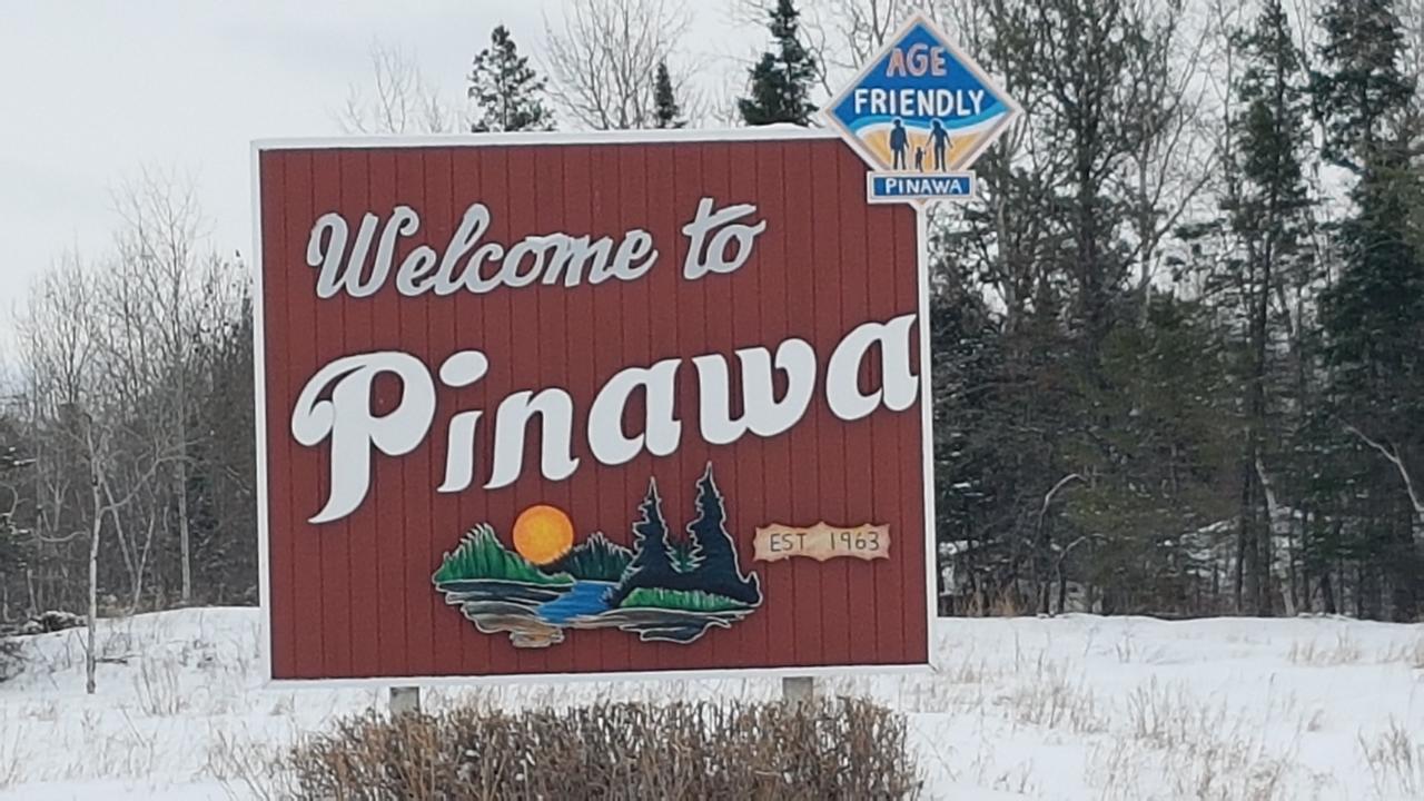 Pinawa Motel Eksteriør billede